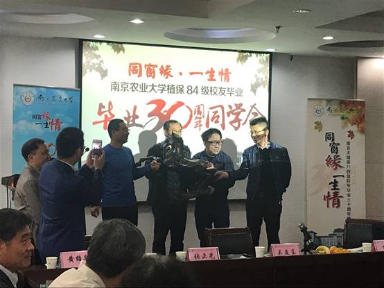 undefined 亚洲色吧